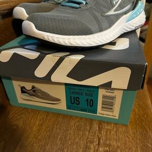 Fila Women's Gray and White Running Shoes